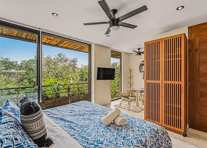 Serene 3br Penthouse W Private Pool | Roof | Gym Appartement *
